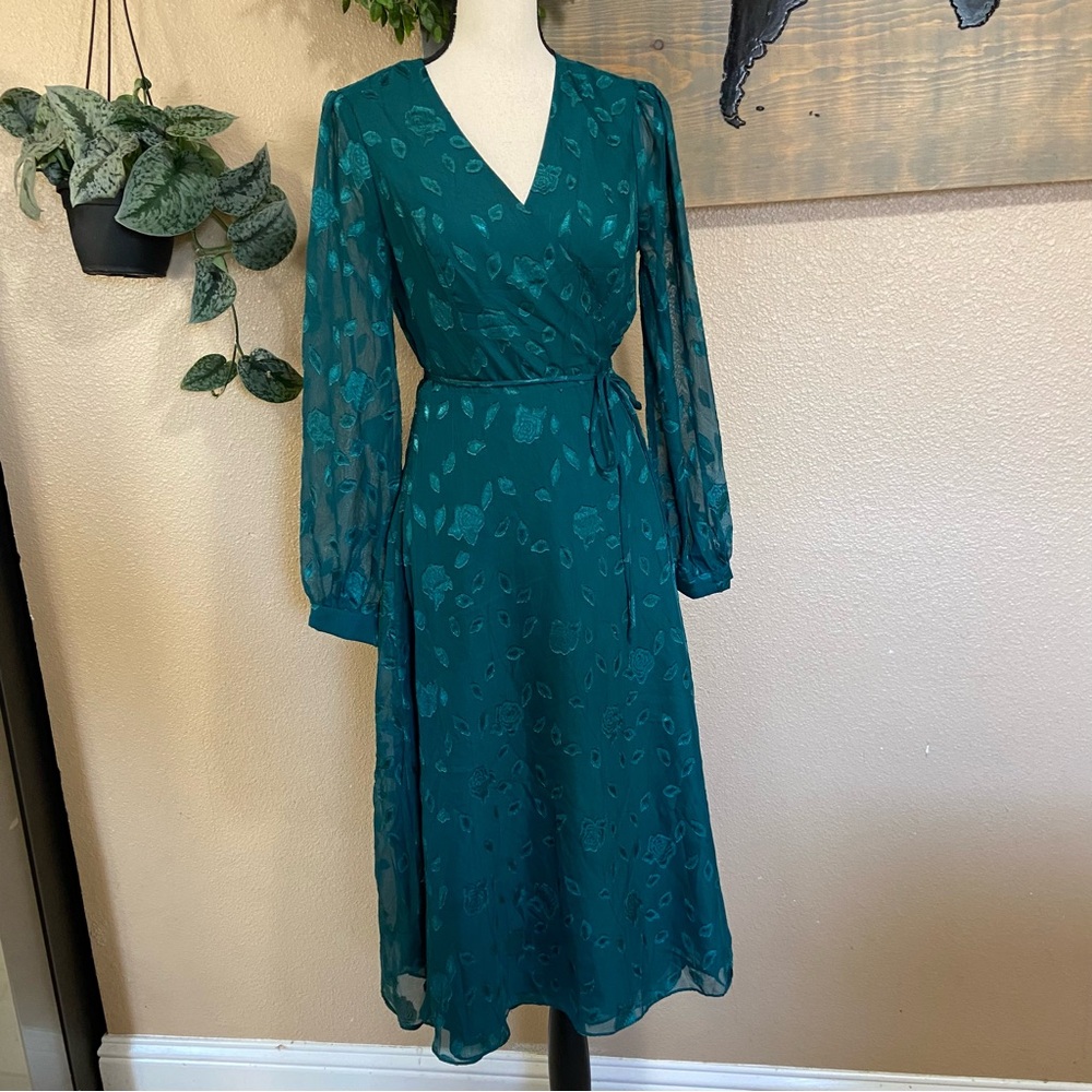 NWOT Lulus Evening of Elegance Emerald Green Floral Jacquard Wrap Dress - Picture 2 of 7